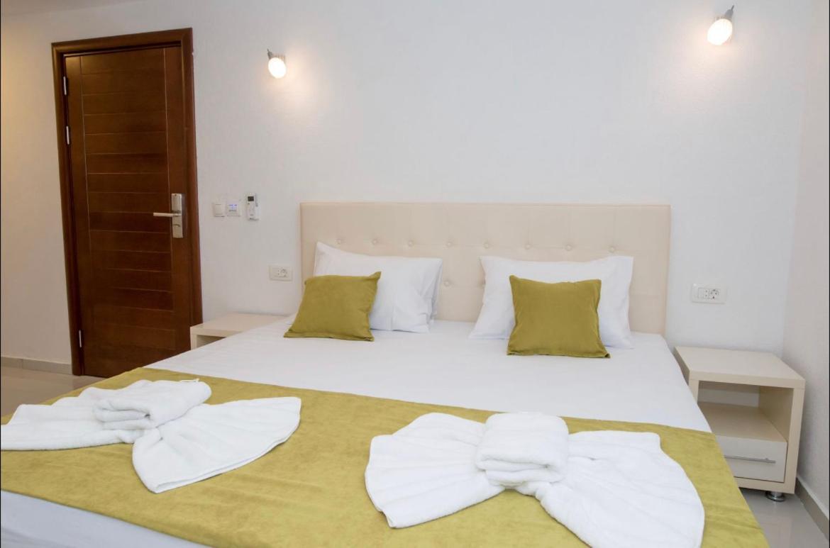 Apartmani Nela Sutomore Exterior foto