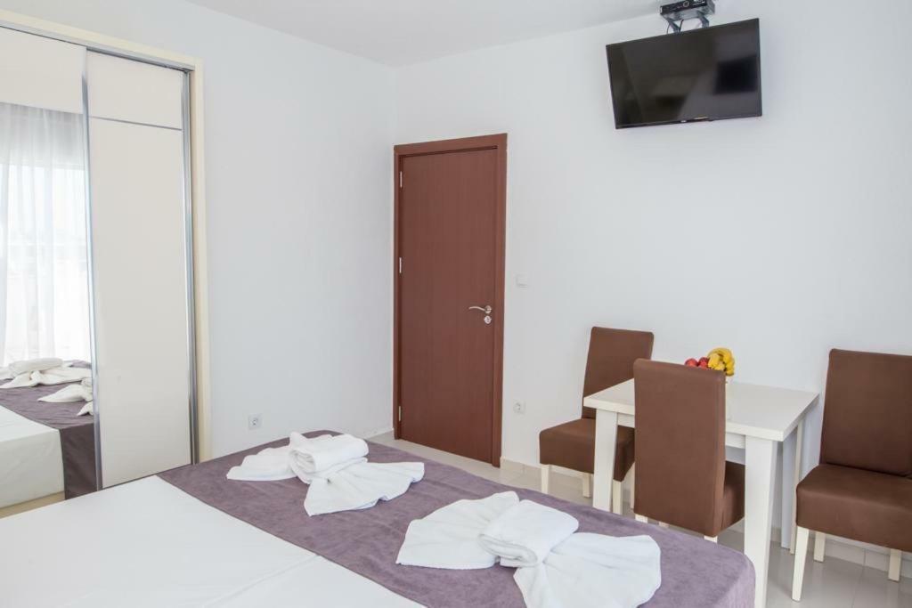 Apartmani Nela Sutomore Exterior foto